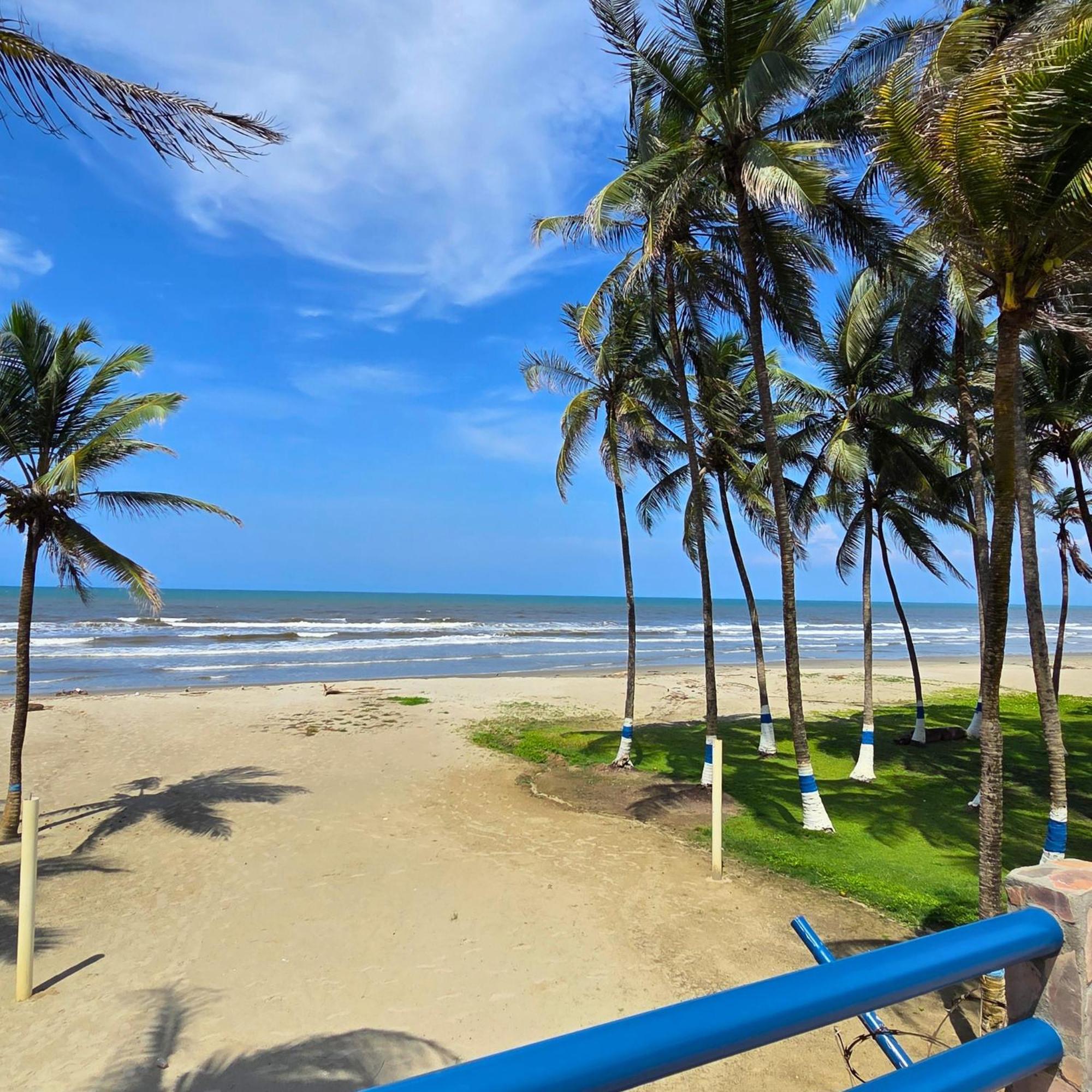 Tucacas, Frente Al Mar, Piscina Y Playa Privada Leilighet Eksteriør bilde